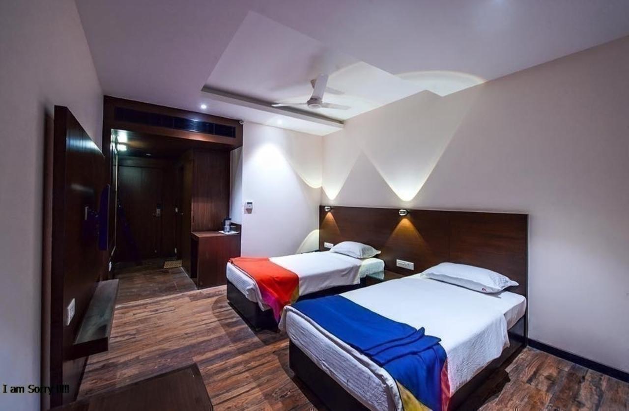 Hotel Atharva Ujaim Exterior foto