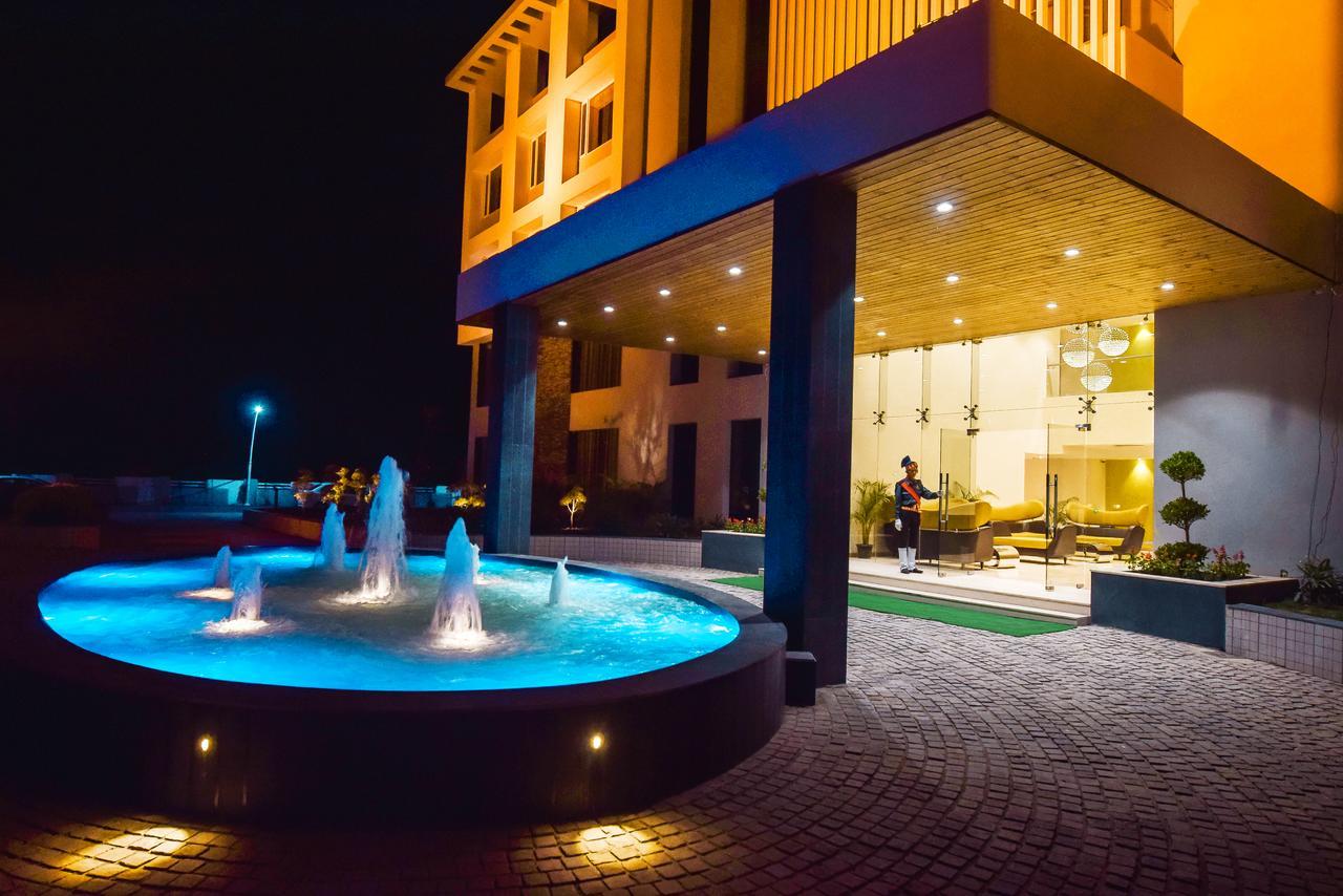 Hotel Atharva Ujaim Exterior foto