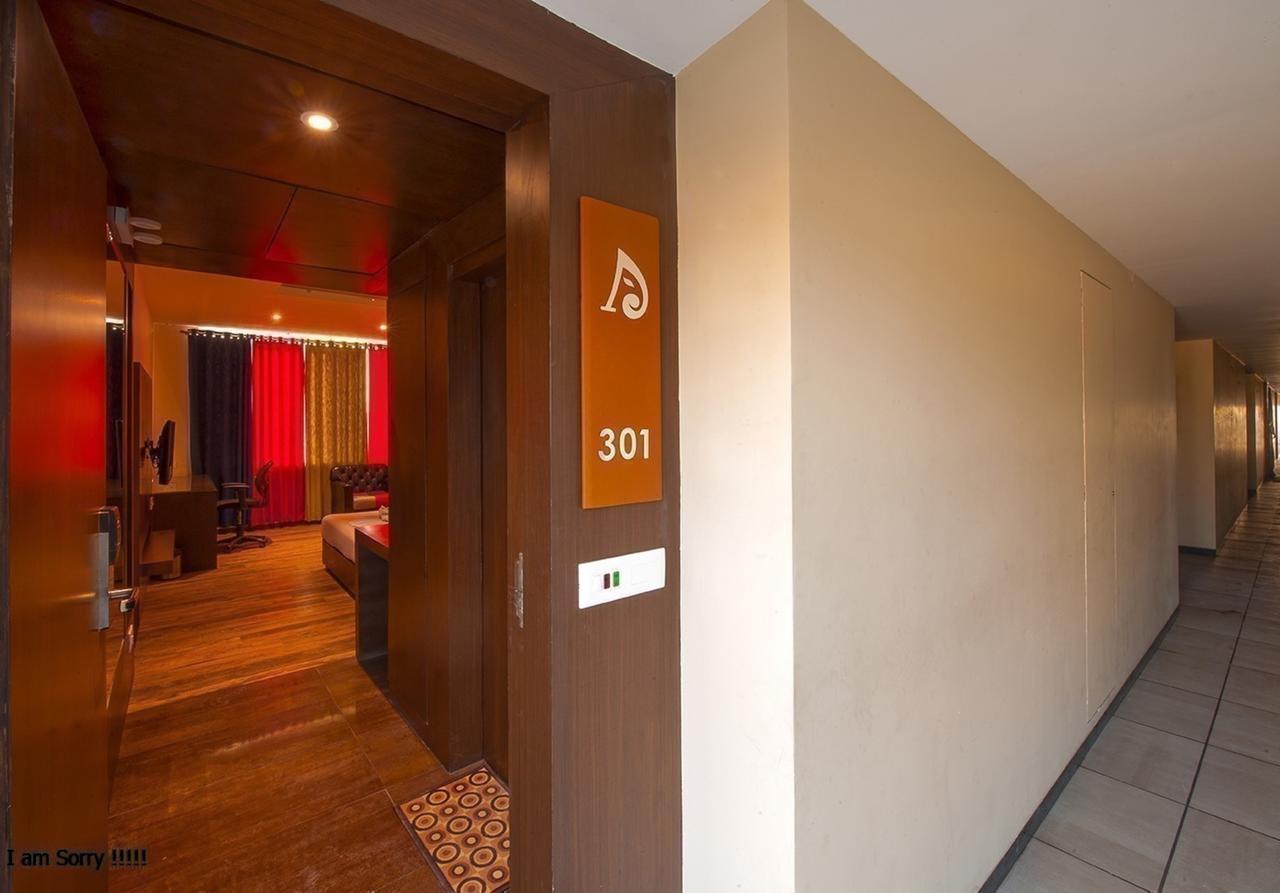 Hotel Atharva Ujaim Exterior foto